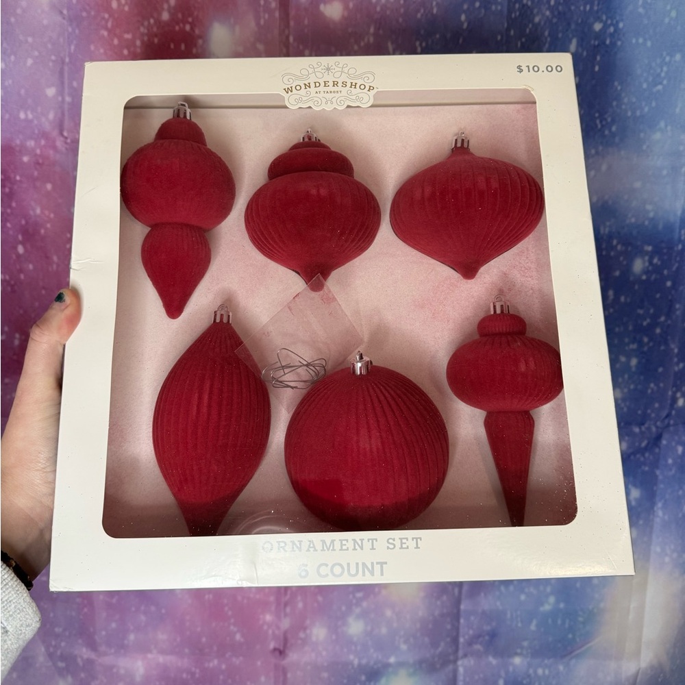 New wondershop ornament set 🛍